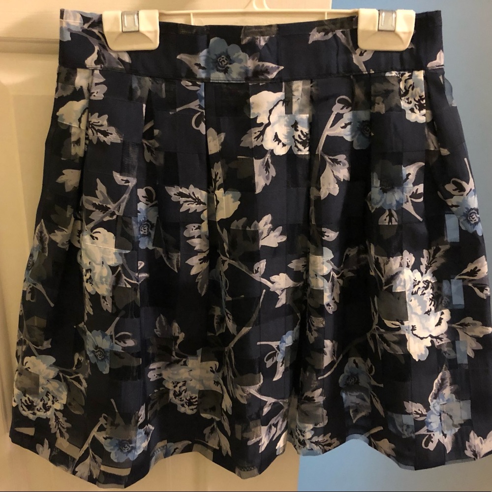 💜Navy Floral Print Layered Skirt